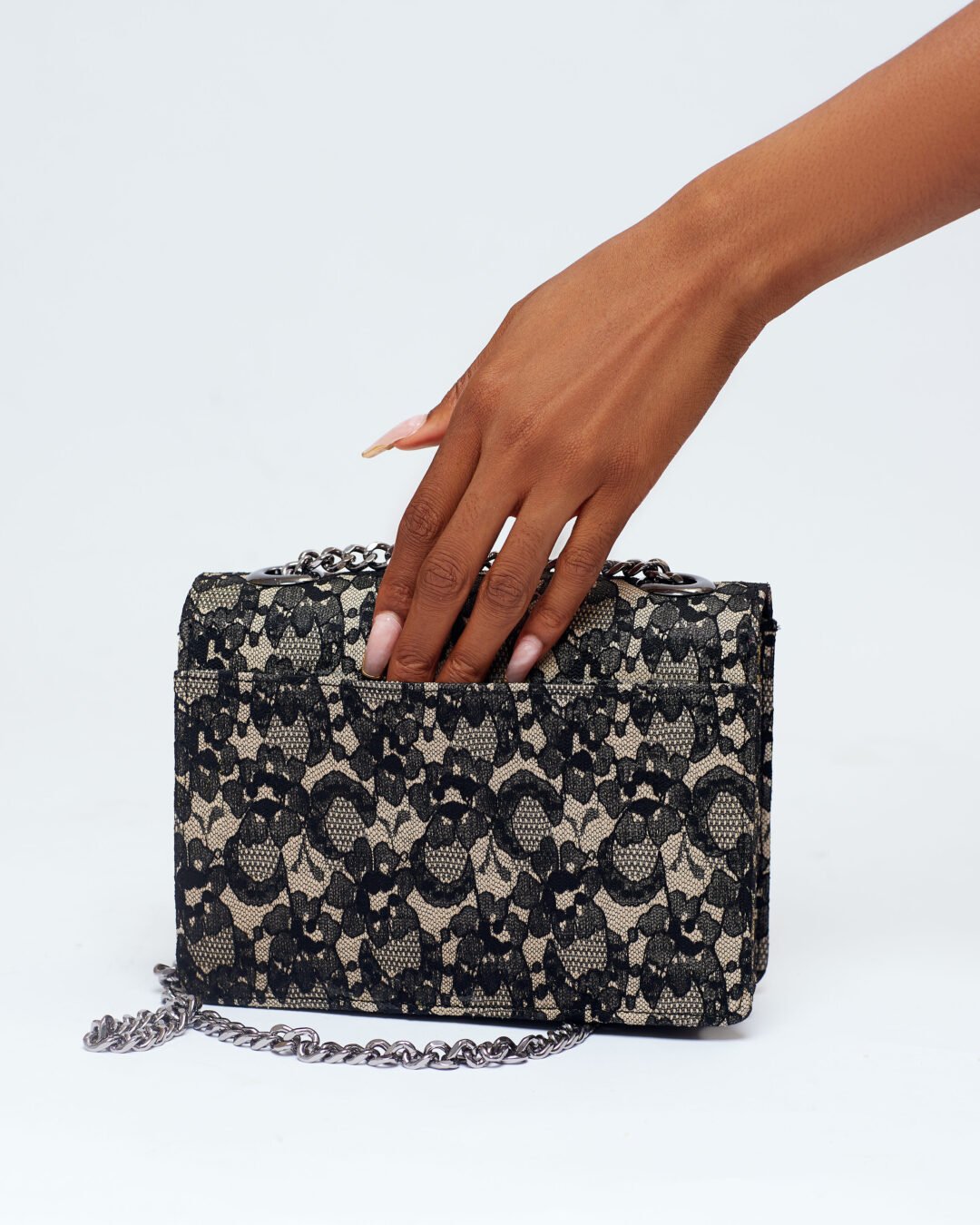 Amaris  - Lace - Image 4